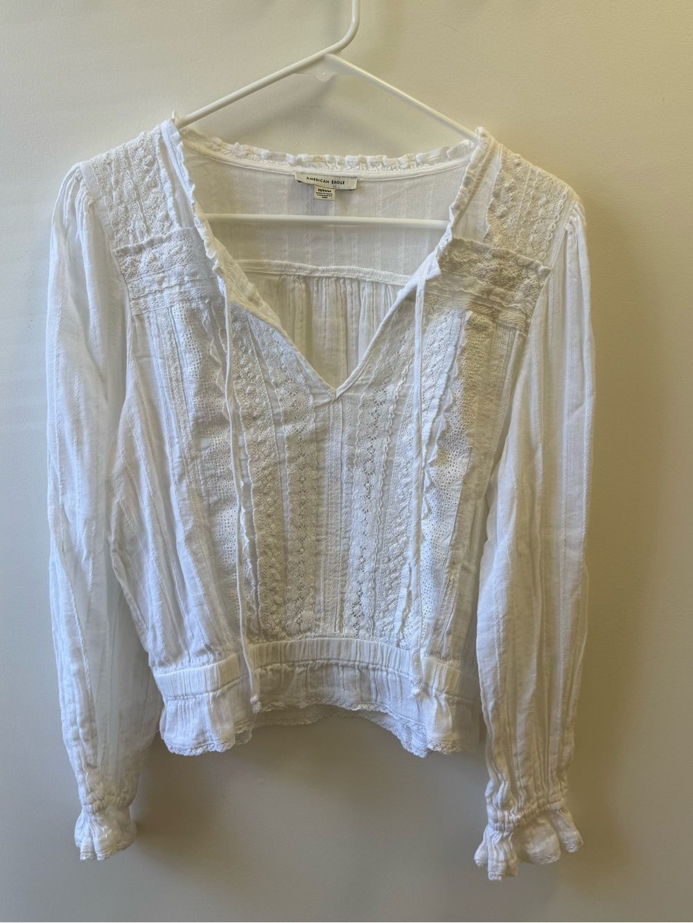 BRAND NEW- American Eagle Outfitters White Lace-Trim Peasant Blouse - Picture 4 of 9